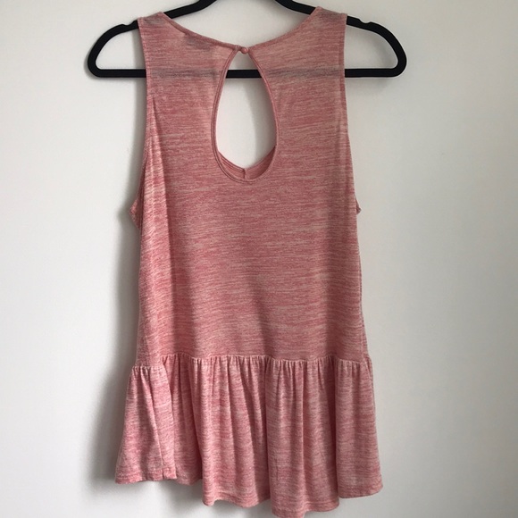 Smart Set Peplum Tank ♥️ - Picture 3 of 3